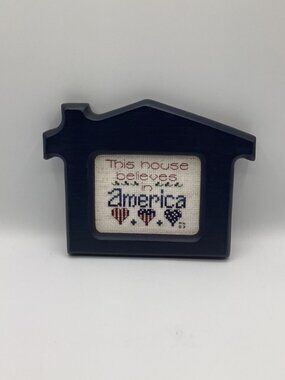 Handcrafted Professionally Framed Needlepoint Patriotic VTG 2003 6"H x 8"L